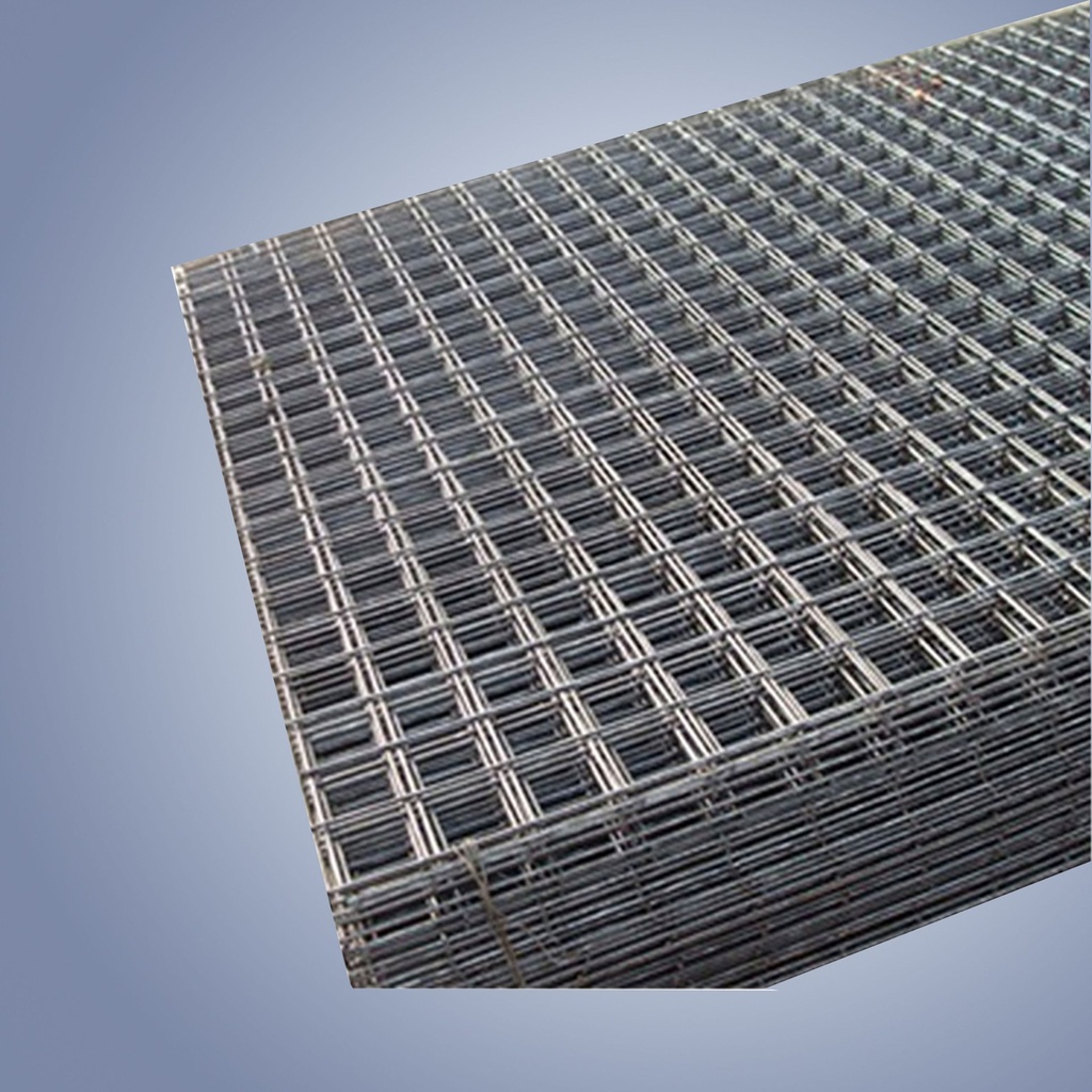Wire Mesh 2.4mm-1.5in (68inx87in)(Market Size 6ftx8ft)